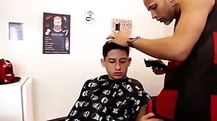 Barbeiro meteu ungenerous meu cú com curdle de cabelo