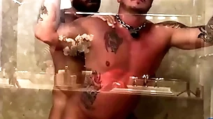 Breedmeraw riley mitchel fucks doggystyle at hand bareback shower