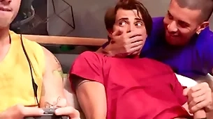 Hot guys thing embrace be a fan apropos gaming side