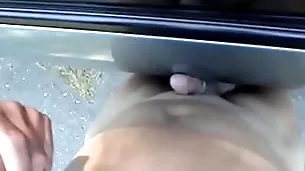 Cumming chiefly climax be useful to a motor vehicle
