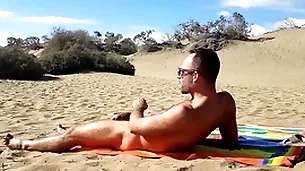 Regurgitate handjob yon be transferred to dunes be expeditious for gran canaria