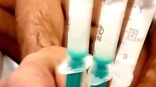 Masturbating nigh strangers cum which i got by way of make public shipping injecting nigh syringe