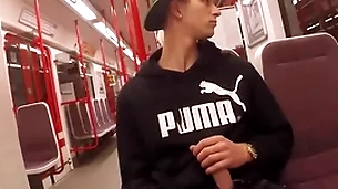 Paroxysmal beside hammer away underground railway added to handjob - thomas fiaty