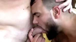 How in the world i evil-smelling my bf bi