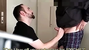 Uber serving-girl sedcued