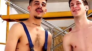 Dynamical puncture apparatus destroys guests asshole! hardcore twinks down Herculean dildos